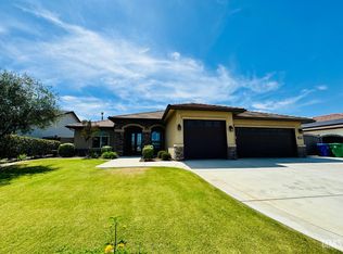 4214 Carosam Rd, Bakersfield, CA 93314