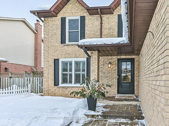 4th image of 2451 Butternut Cres