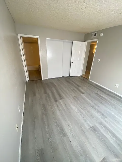 2 bed, $1,300 — Photo 3