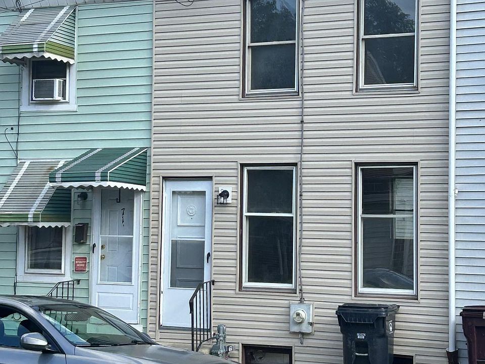 1st image of 714 S Harrison St