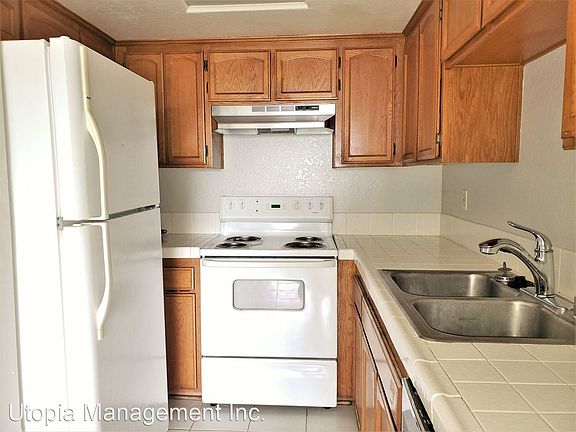 4th image of 2825 3rd Ave Unit 407