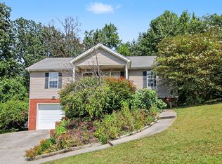 160 Fox Crest Dr, Cleveland, TN 37311