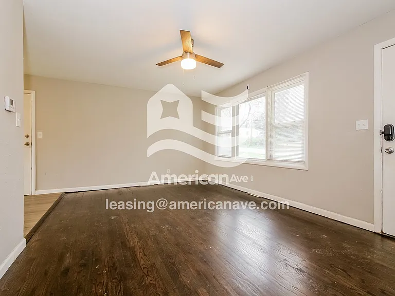 865772_003_living_room_13663314.jpg