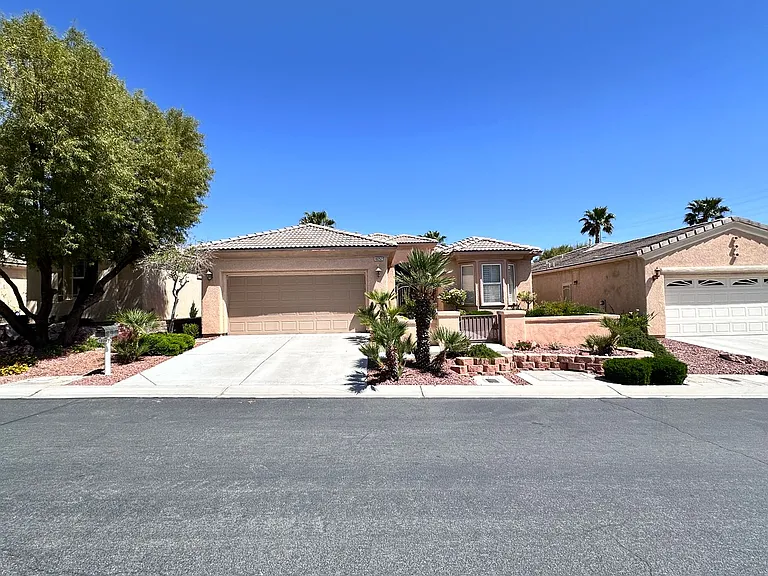 10252 Riva De Destino Ave — Photo 4