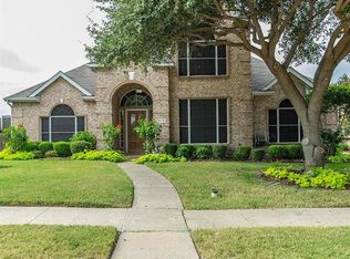 5114 Petersburg Dr, Rowlett, TX 75088