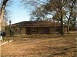 1700 Centerhill Rd, Bellville, TX 77418