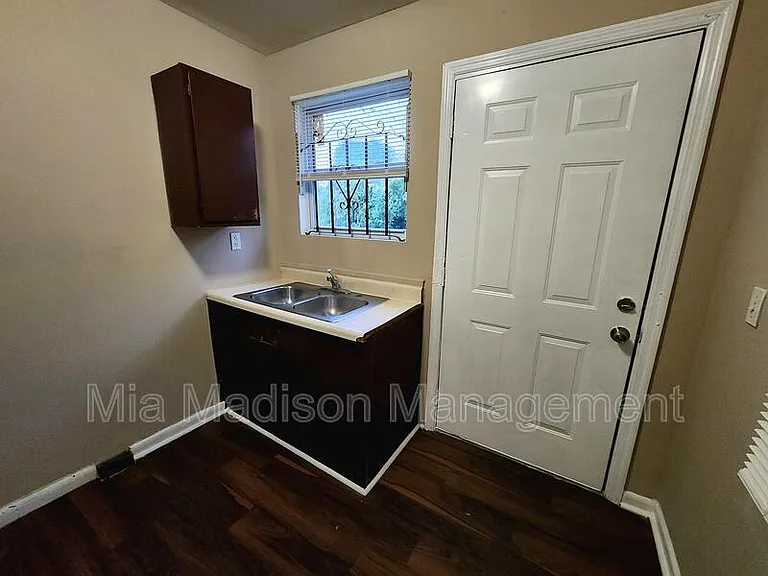 250 Ferrill St — Photo 5