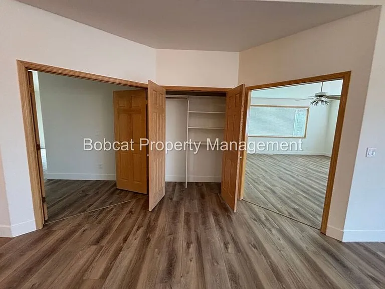 1300 Bridle Way — Photo 13