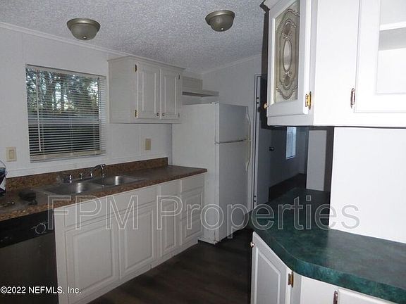 4th image of 4023 Taylor Estates Ln