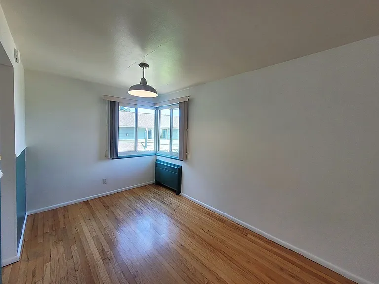 901 N Forest St #117 — Photo 9