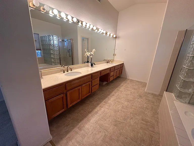 101 Fox Hollow Cir — Photo 14