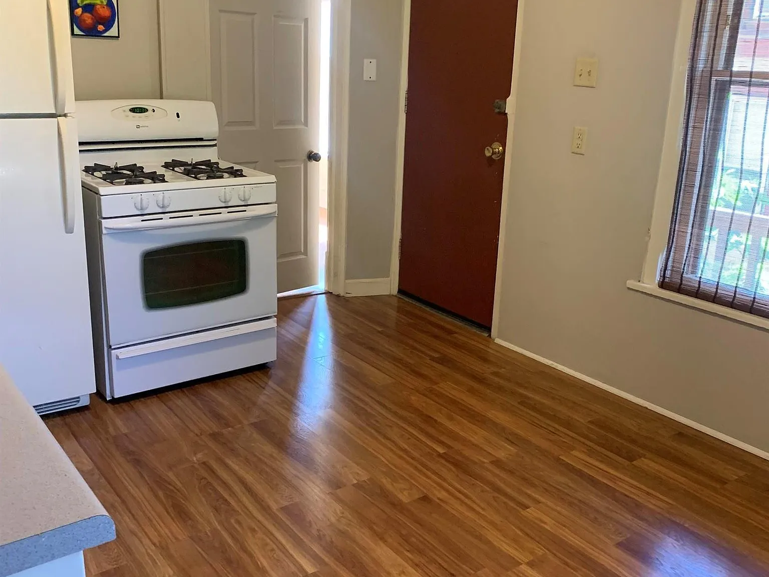 214 N Blair St — Photo 1