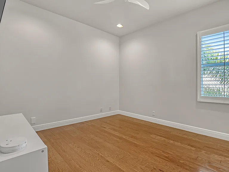 6464 Bellamalfi St — Photo 51