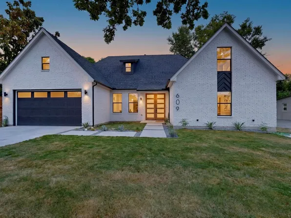 609 E Grove St, Kaufman, TX 75142