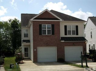 2033 Persimmon Ridge Dr, Raleigh, NC 27604