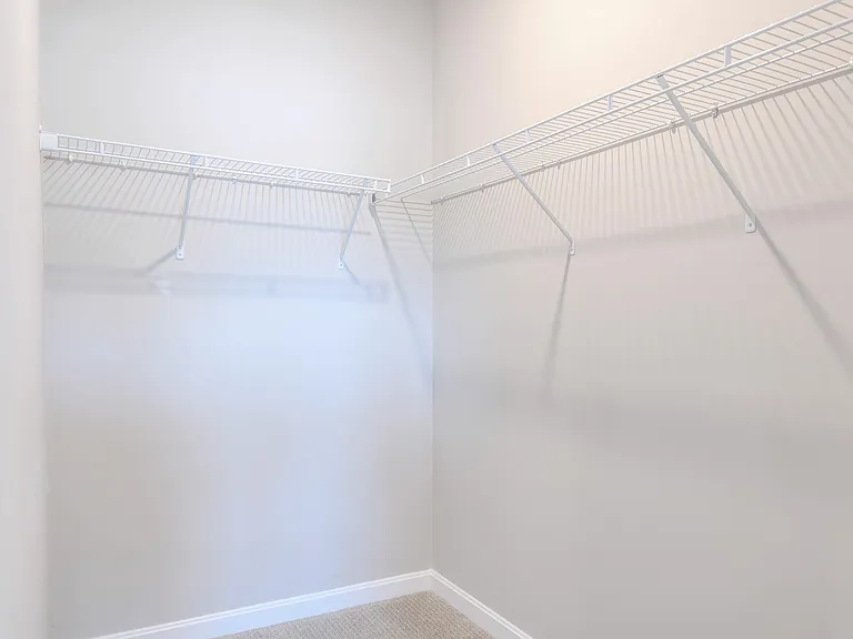 1 BR, 1 BA