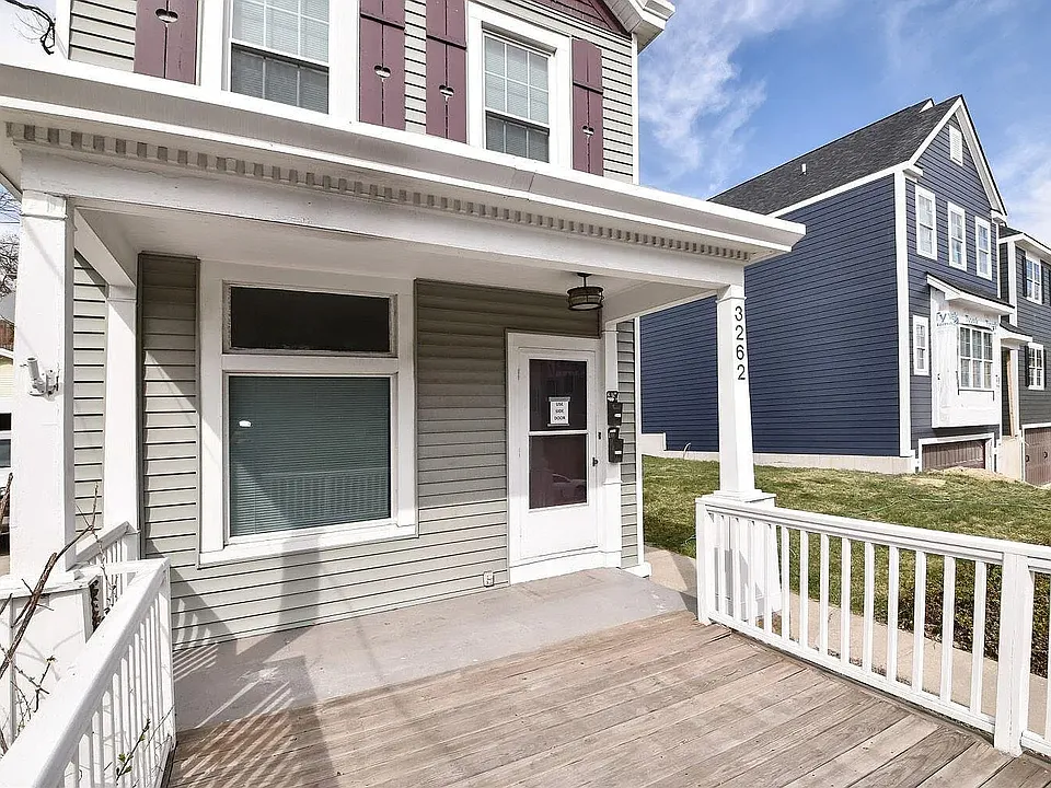 3262 Linwood Ave #1