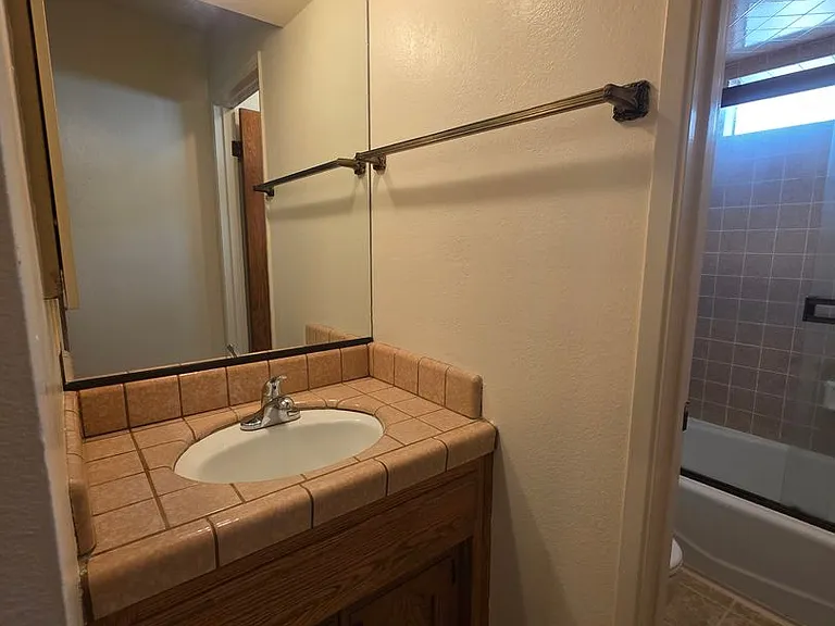 6901 Courtside Cir #3 — Photo 13
