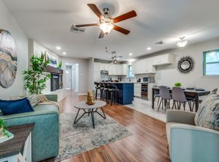 405 Dickey Dr, Euless, TX 76040