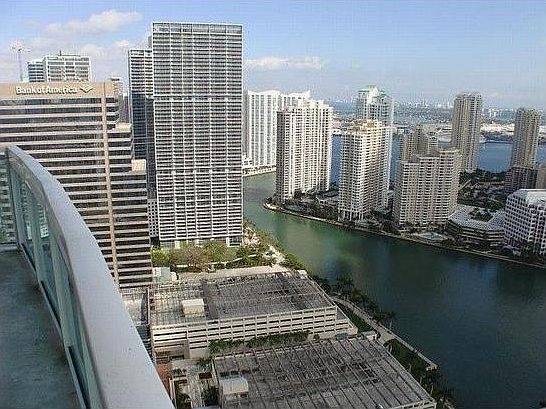 5th image of 950 Brickell Bay Dr APT 4310