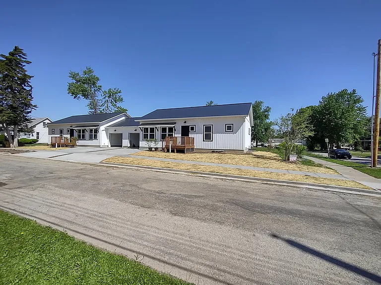 302 W Crawford Ave — Photo 65