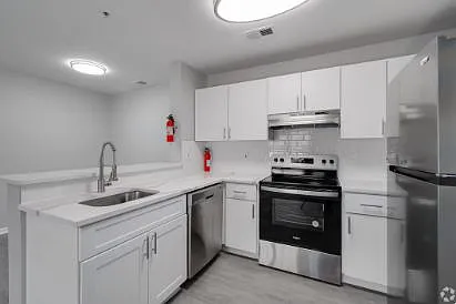 226 W 4th St #A1 Photo 1