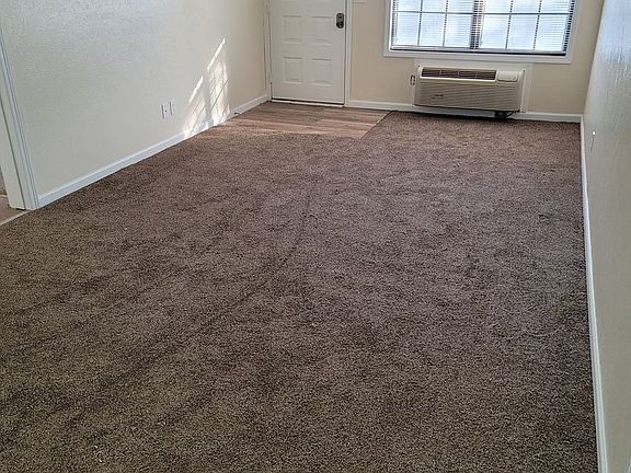 2nd image of 4431 Hill Ave #4431F