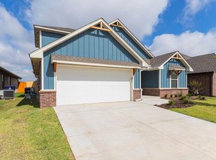 9021 NW 125th St, Yukon, OK 73099