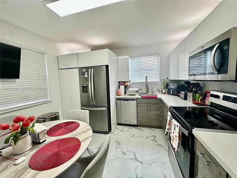 1200 SW 113th Ter #202 — Photo 10