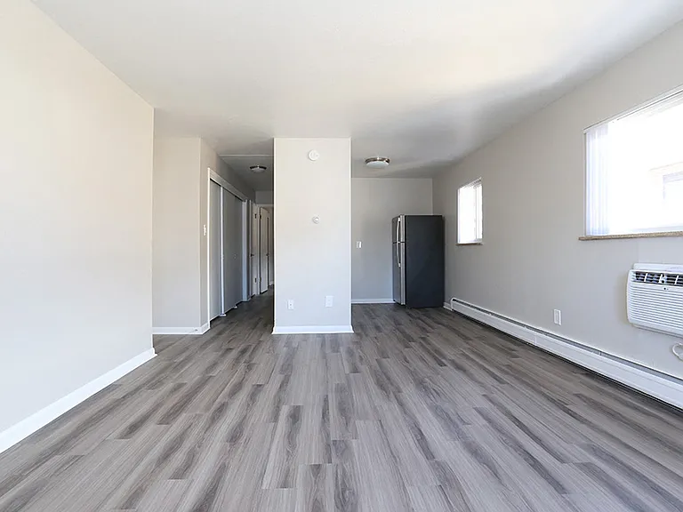 160 S Emerson St — Photo 17