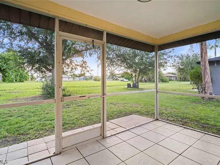 4406 Santa Barbara Blvd #B — Photo 21