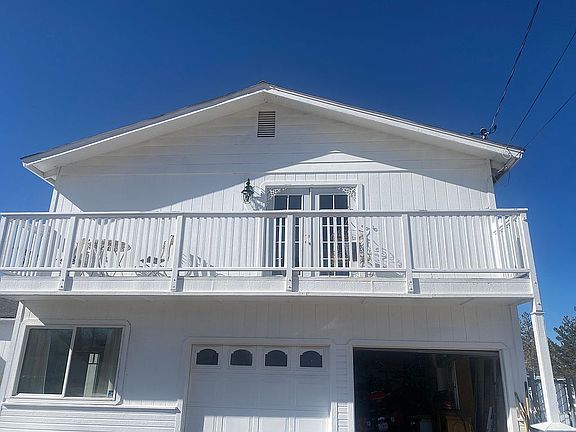 4th image of 990 Riverview Dr