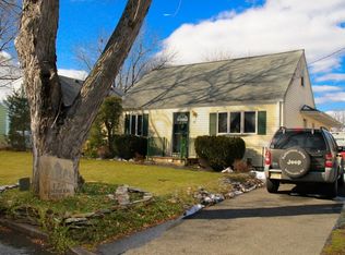 12 Koehler Dr, South Bound Brook, NJ 08880