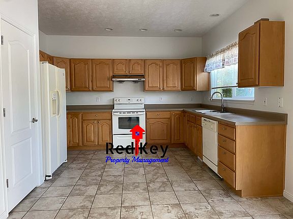 5690 N Fermin Ln, Stansbury Park_06072022
