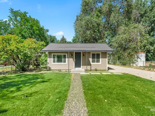 160 4th St N, Nampa, ID 83687