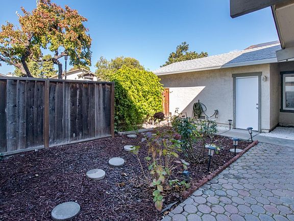 2nd image of 2522 Home Crest Dr