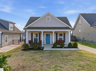 134 Oakland Dr, Greenville, SC 29607