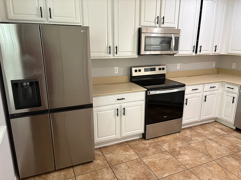 12979 Calderdale Ave — Photo 8