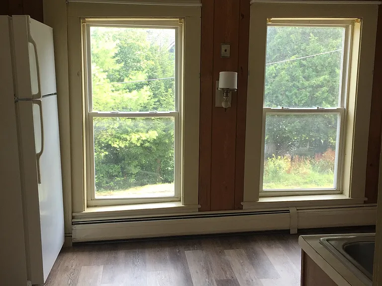 246 S Windsor St #2 — Photo 12