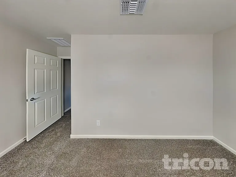8628 E Posada Ave — Photo 14