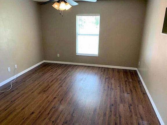 5th image of 5735 38th St #5735