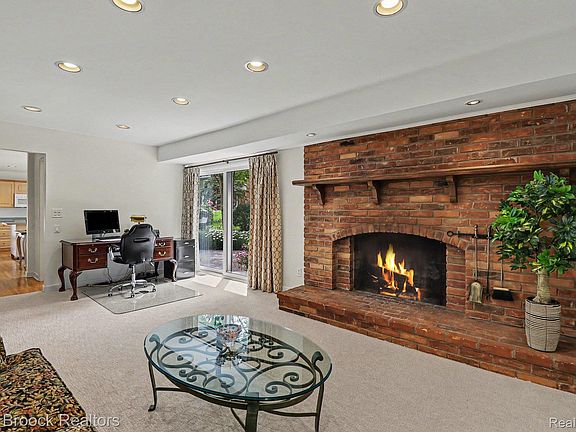 5th image of 2020 Wickford Ct