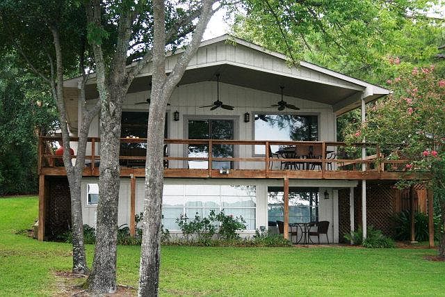 1st image of 124 Shoreline Dr