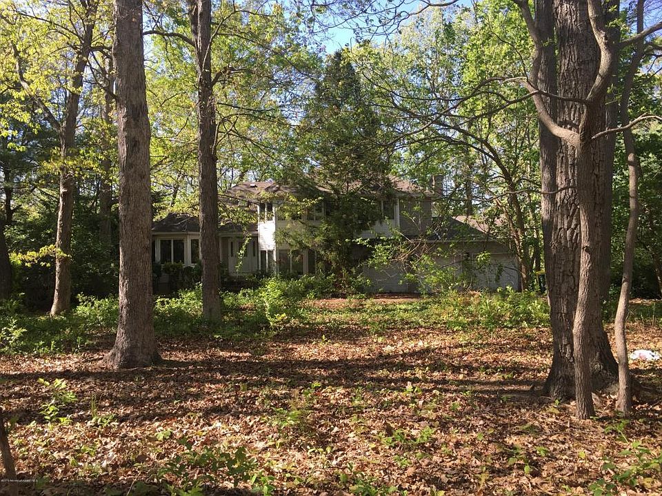 2nd image of 29 Shady Lane Dr