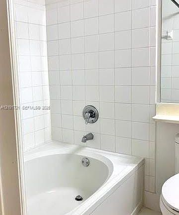 5th image of 17150 N Bay Rd APT 2402