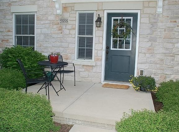 2nd image of 5888 Winberry Creek Dr #901