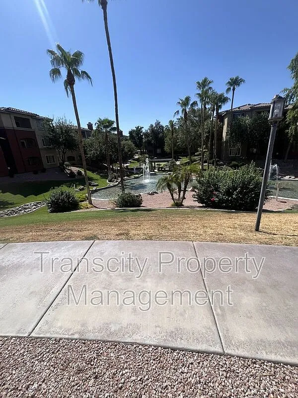 2 bed, 2.0 bath, 1042 sqft, $1,395 — Photo 1