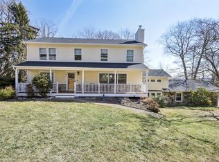 534 Overlook Dr S, Mahopac, NY 10541
