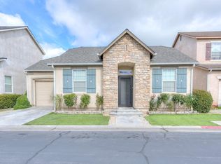 1715 Glen Kippen Ln, Clovis, CA