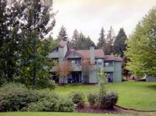 7703 Vineyards Ln NE APT F104, Bremerton, WA 98311